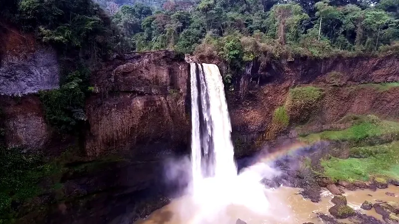 The Ekom-Nkam falls on the Nkam River