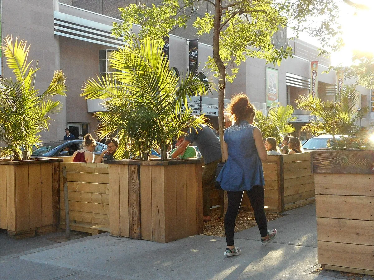 An evening terrasse on rue Saint-Denis, Montreal