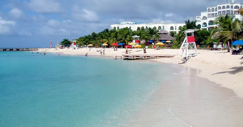 Doctor's Cave Beach, Montego Bay
