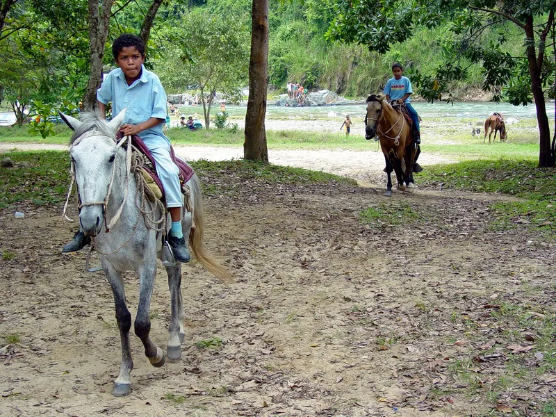 Horseback riding by the river, Jarabacoa