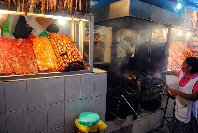 The pasillo de humo grills in the 20 de Noviembre market, Oaxaca