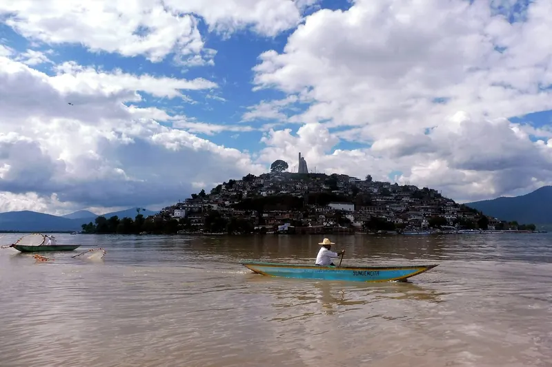 Janitzio fishermen on Lake Patzcuaro, Michoacan
