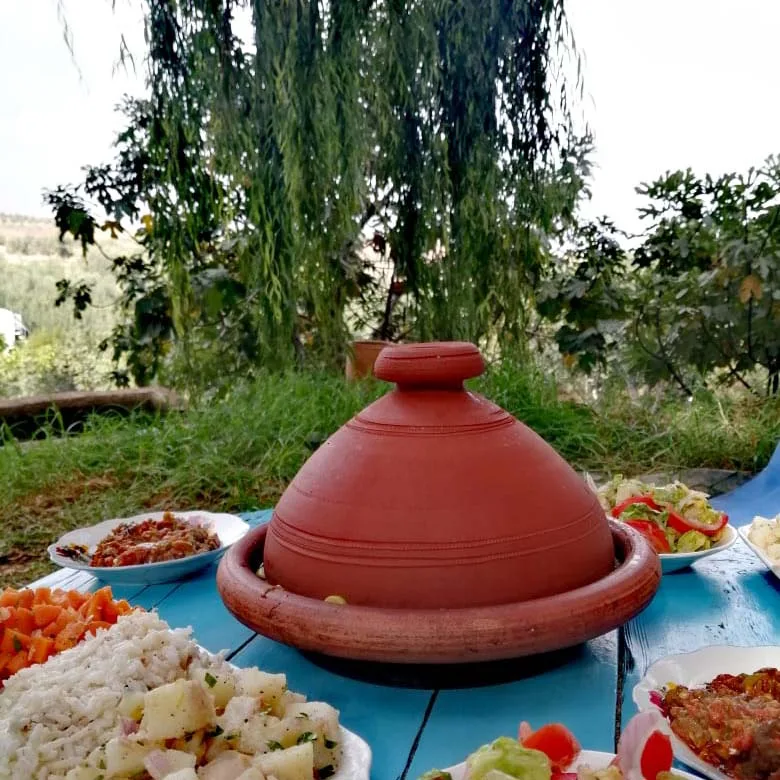 Tagine and salads from a Fès cooking class