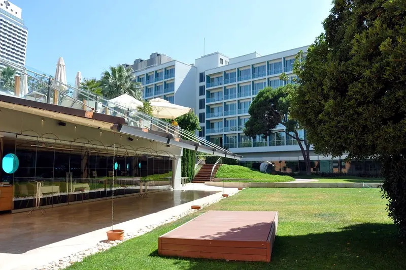 Swissôtel Büyük Efes, İzmir