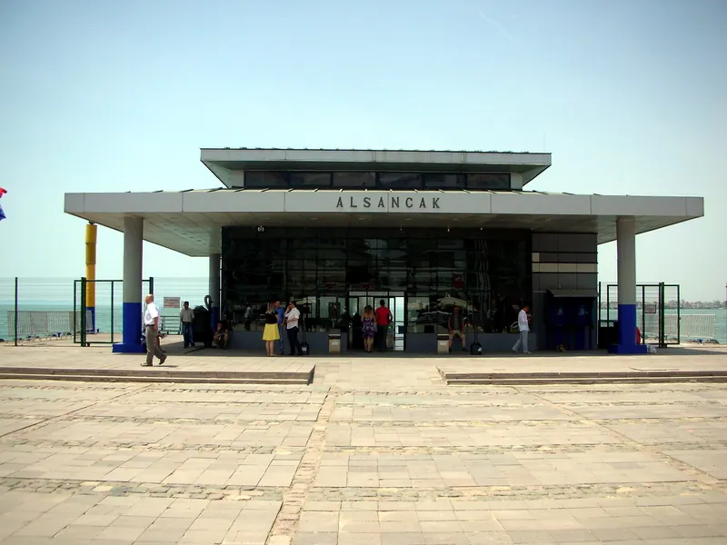Alsancak Pier on the Kordon, Izmir