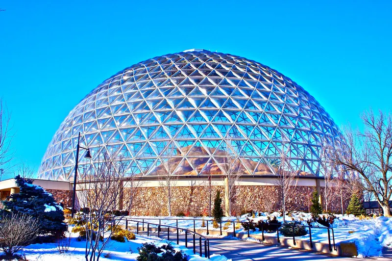 The Desert Dome, Henry Doorly Zoo, Omaha
