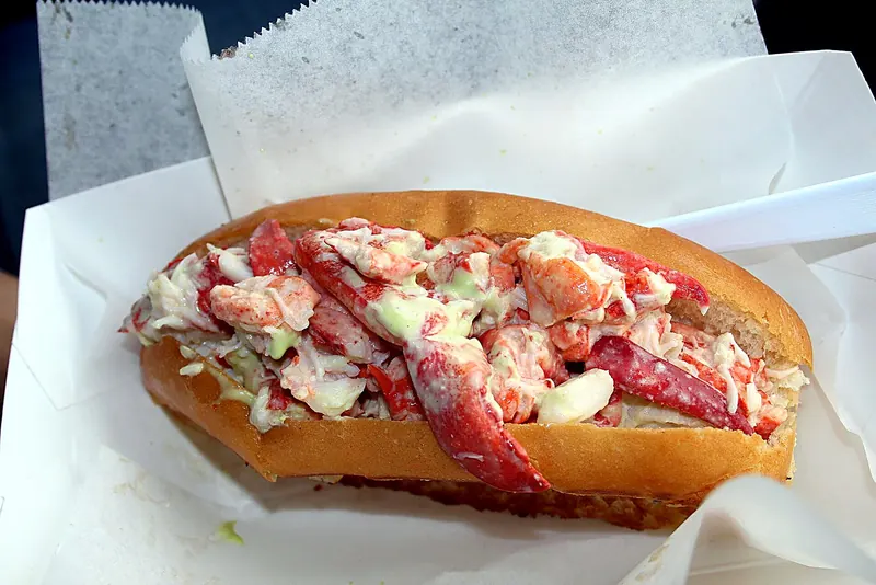 A Maine lobster roll