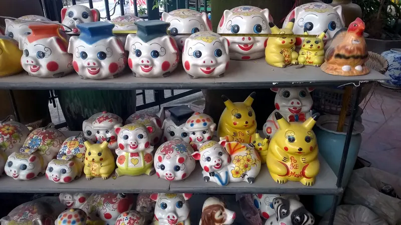 Bat Trang pottery village