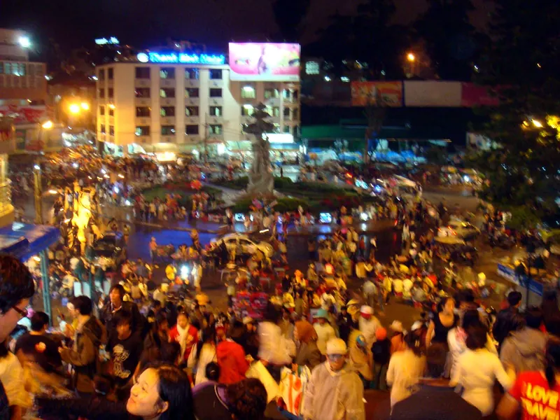 Da Lat Night Market