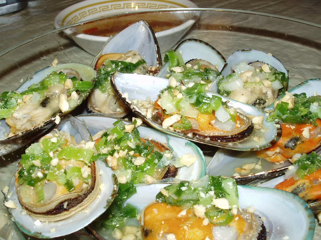 Mussels with scallion oil and crushed peanuts, an oc joint plate
