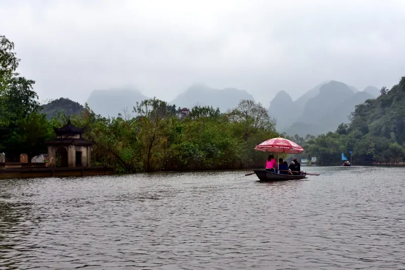 Perfume Pagoda
